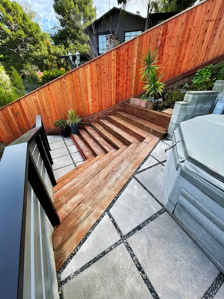 Professional yard cleanup service in Burbank, CA - Obrien Schridde Designs