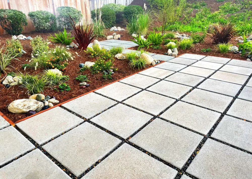 Reliable lawn care service in Burbank, CA by Obrien Schridde Designs