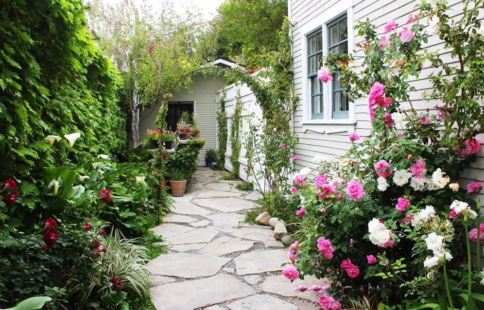 Affordable landscaping services for beautiful yards across Burbank, CA - Obrien Schridde Designs