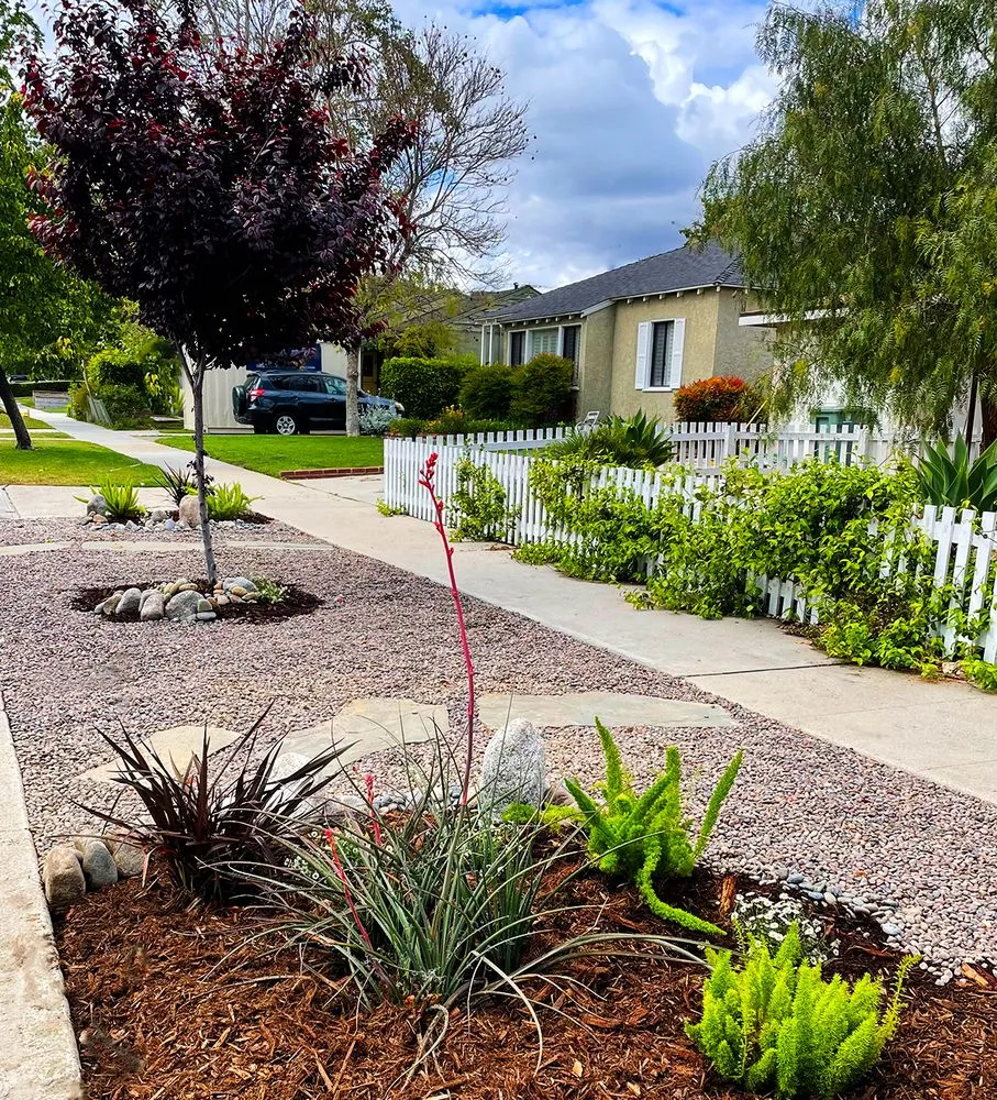 Professional garden landscaping experts serving Burbank, CA - Obrien Schridde Designs