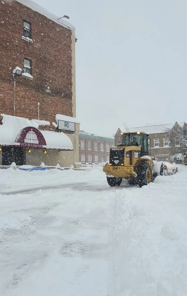 Top-rated lawn mowing service experts serving Grand Island, NY - OBrien’s Site Services