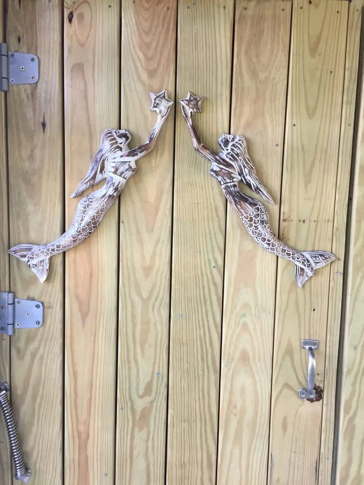 Reliable yard cleanup service for homes across Kitty Hawk, NC - OBX Bee's Maintenance & Repair