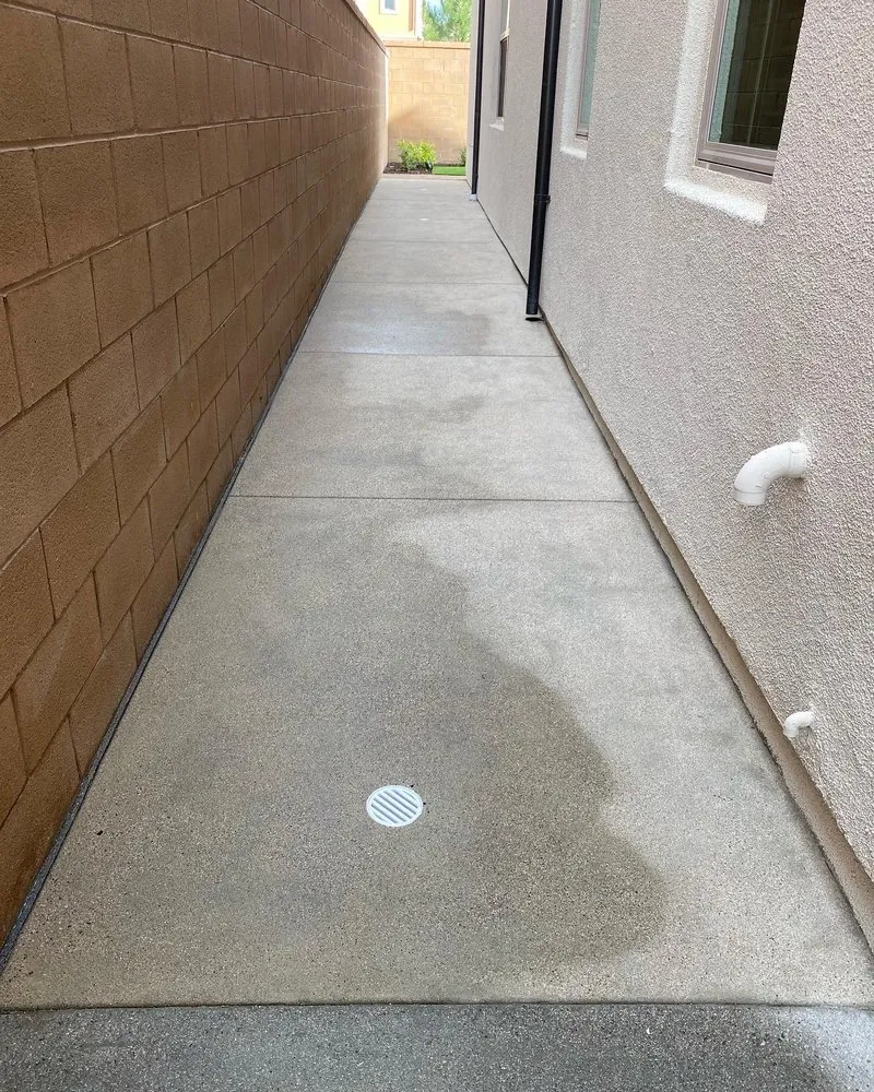 Affordable landscape design in Santa Ana, CA by OC Artistic Landscape