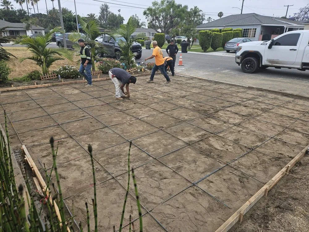 Affordable yard maintenance in Westminster, CA - OC Artistic Landscape