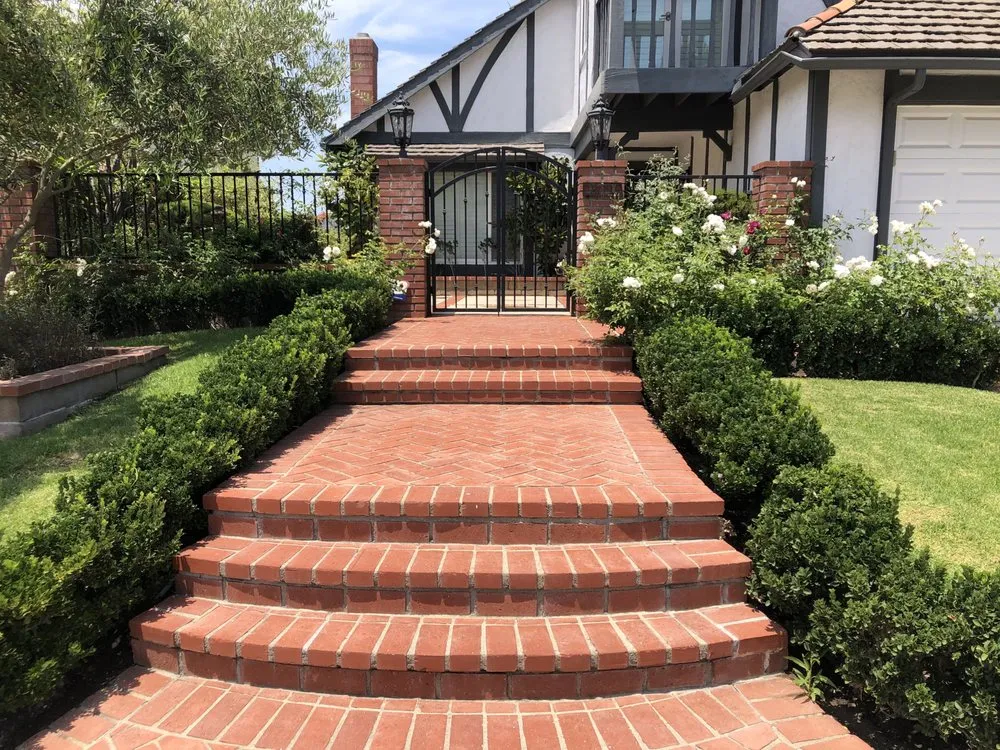 Affordable outdoor landscaping for beautiful yards in Lake Forest, CA by OC Garden Service