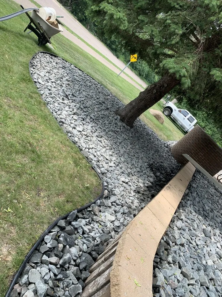 Custom landscaping services experts serving Minneapolis, MN - Oc landscaping and services