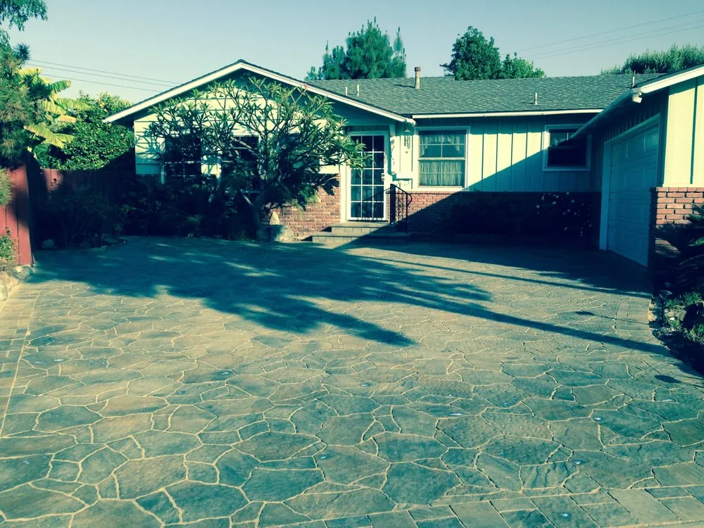 Custom lawn care service for residential properties across Lake Forest, CA - OC Pavers and Turf