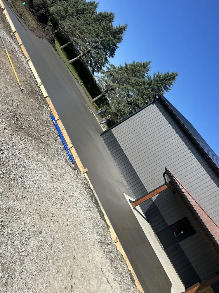 Expert lawn mowing service experts serving Marshalltown, IA - Ocampo Hardscaping