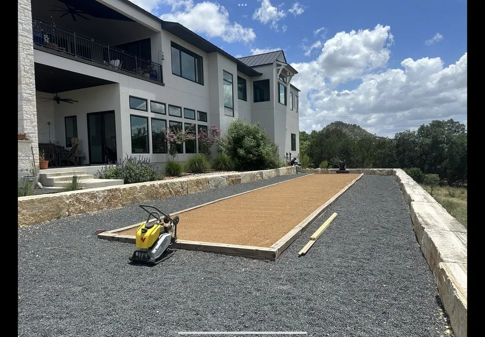 Custom landscaping services experts serving Kingsland, TX - OCD Lawn & Landscape