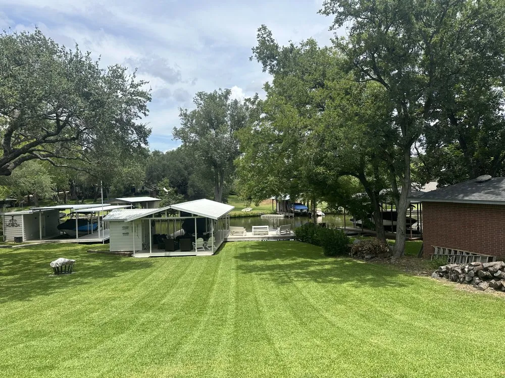 Top-rated yard cleanup service for beautiful yards across Kingsland, TX - OCD Lawn & Landscape