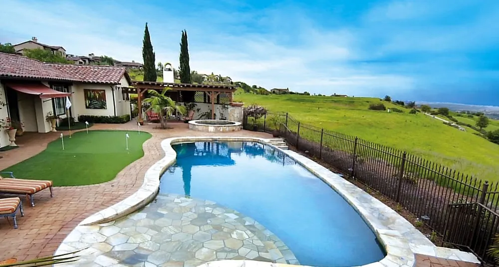 Professional yard maintenance in San Marcos, CA - Ocean Blue Pools