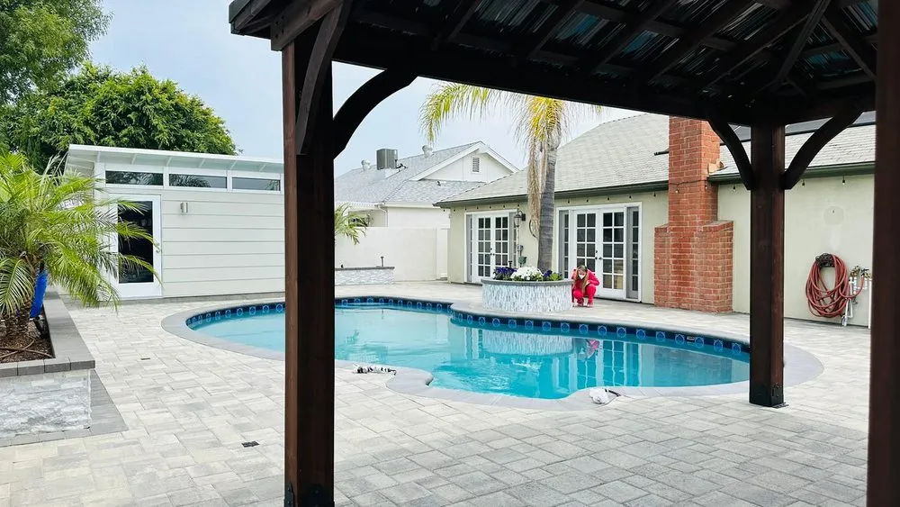 Trusted yard cleanup service near you in San Fernando Valley, CA by Ocean Home Builders