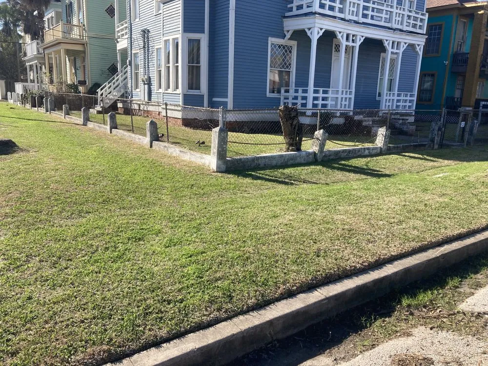 Trusted yard cleanup service in Galveston, TX by Ocean Turf Pros