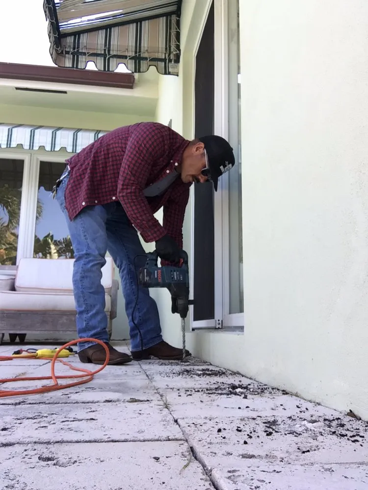 Professional lawn mowing service in Deerfield Beach, FL by Oceanic Pest Control