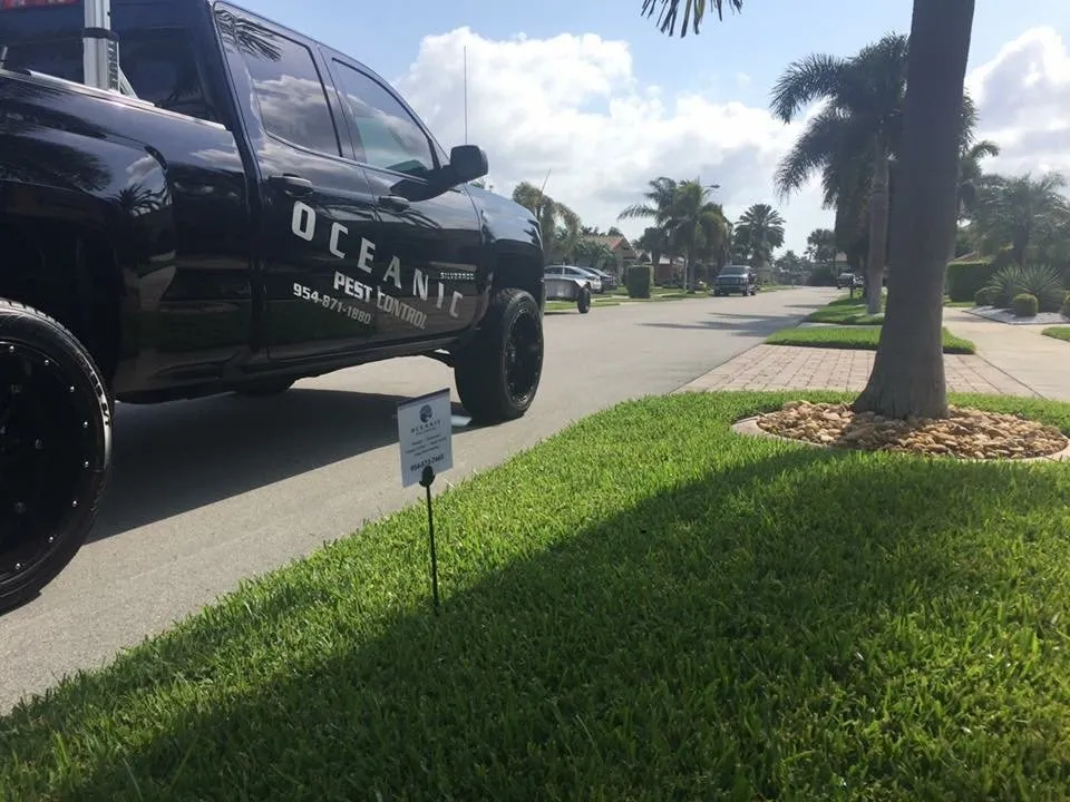 Affordable landscape design for year-round maintenance in Deerfield Beach, FL by Oceanic Pest Control