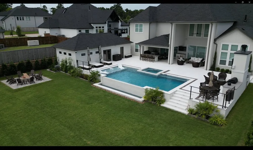 Custom lawn mowing service experts serving Spring, TX - Oceans Edge Custom Pools