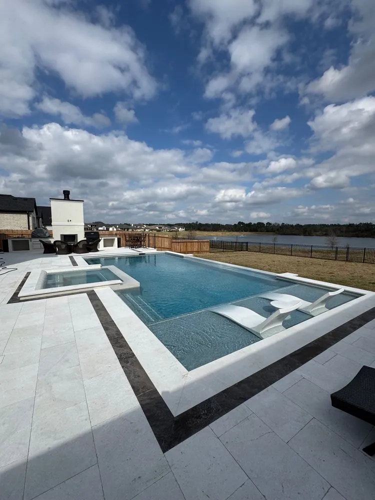 Professional yard maintenance in Spring, TX - Oceans Edge Custom Pools