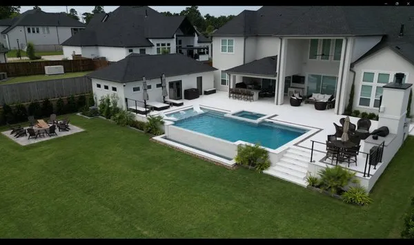 Oceans Edge Custom Pools Logo