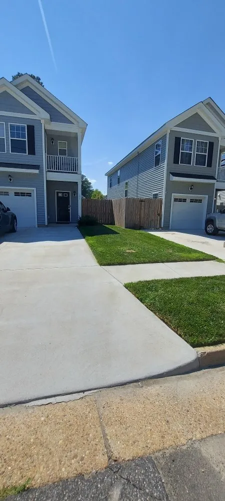 Expert garden landscaping for beautiful yards in Norfolk, VA by Oceanview Landscaping