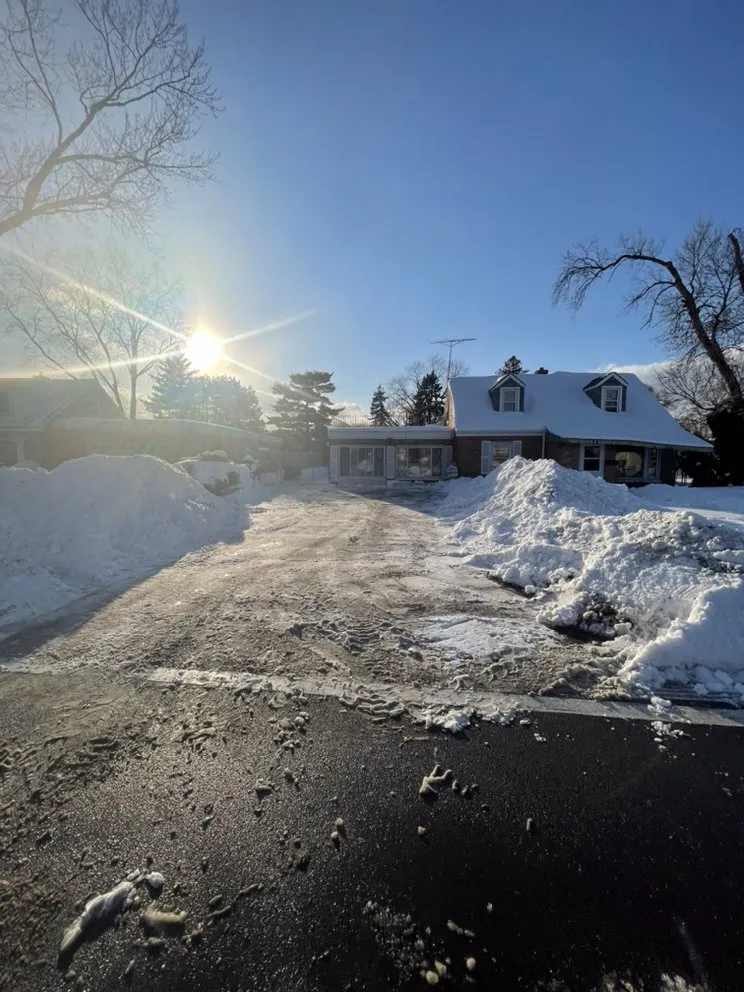 Trusted outdoor landscaping with custom design across Des Plaines, IL - Oceguera Landscaping & Brick Paving