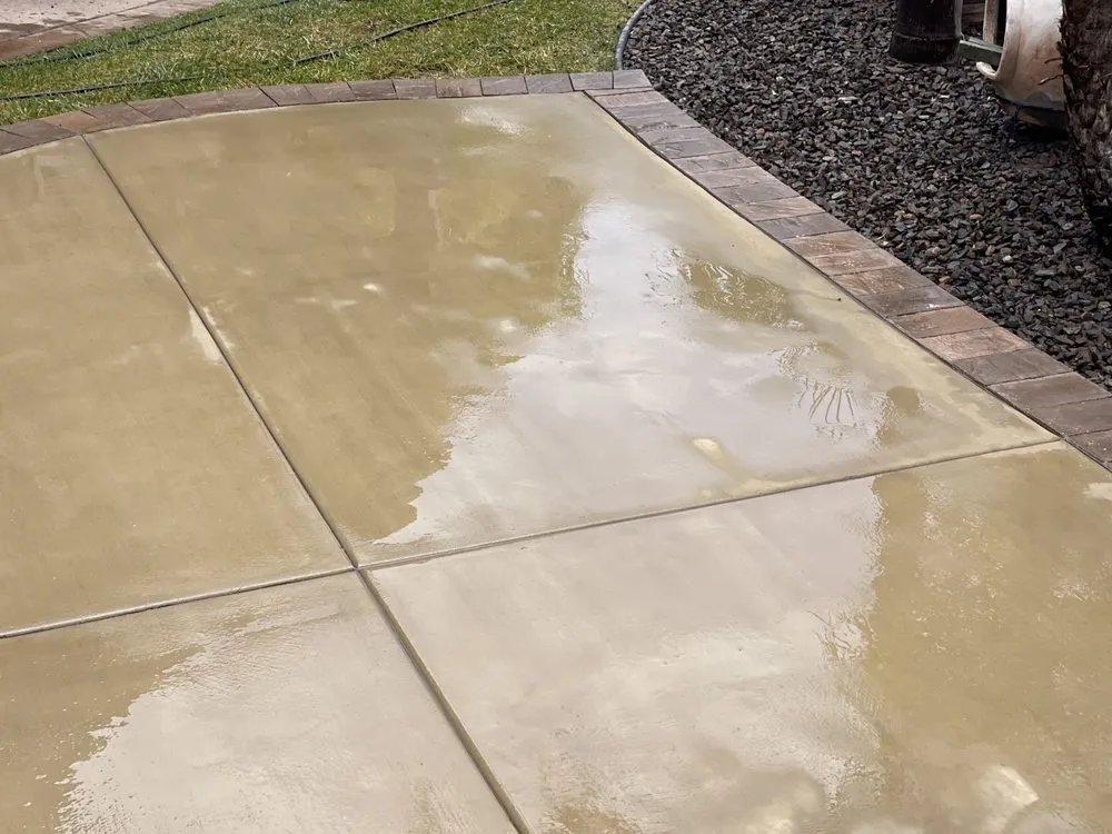 Top-rated garden landscaping with custom design in Chula Vista, CA by Ochoa Concrete