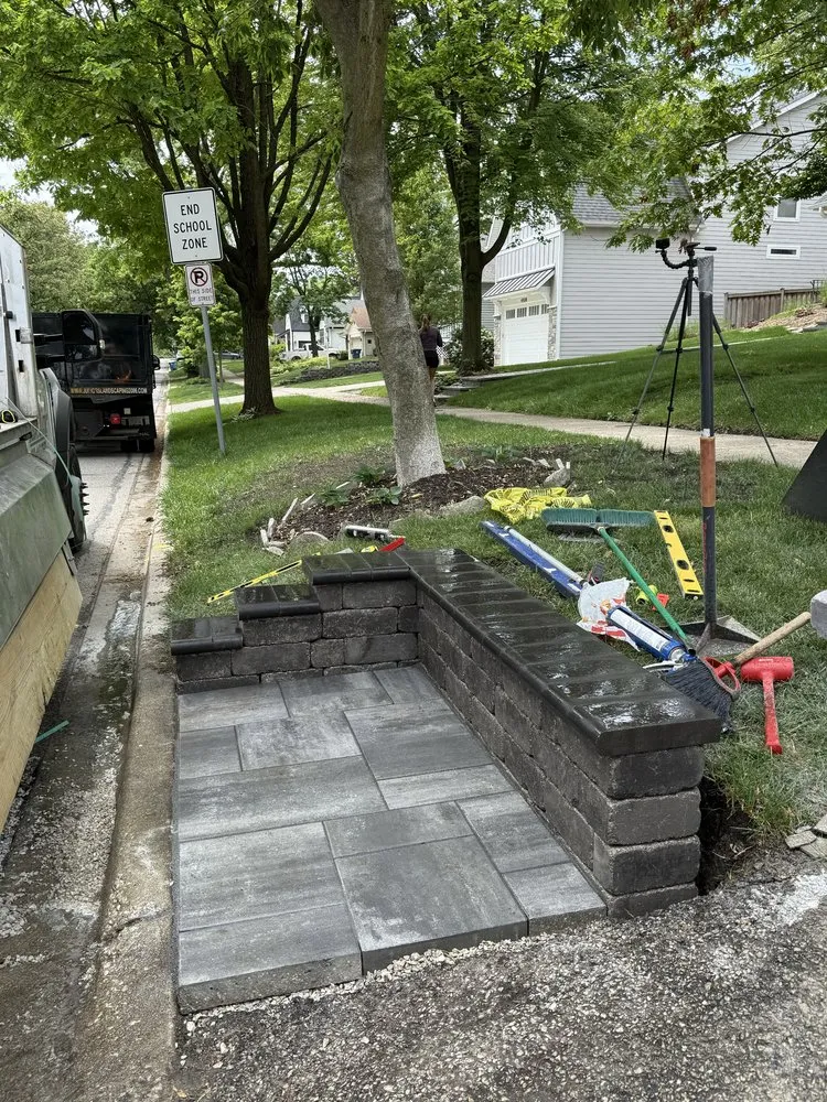 Reliable landscape installation for homes in Bensenville, IL by Ochoa's Outdoor Services