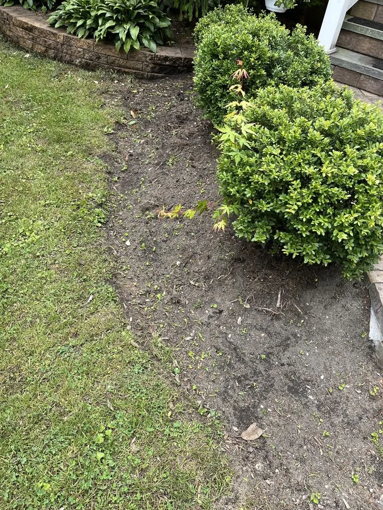 Local lawn care service in Holtsville, NY by O'connell Landscaping