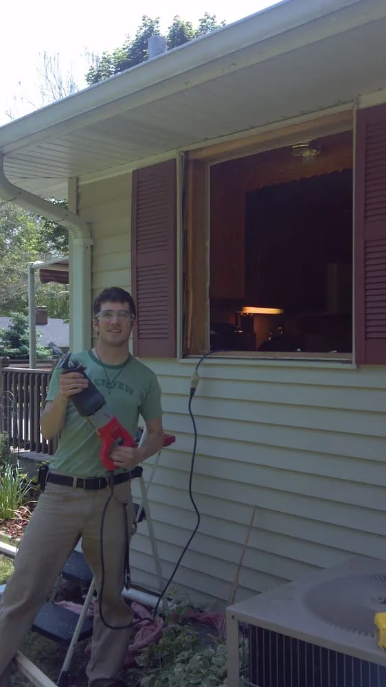 Reliable yard maintenance for homes across Oconomowoc, WI - Oconomowoc Custom