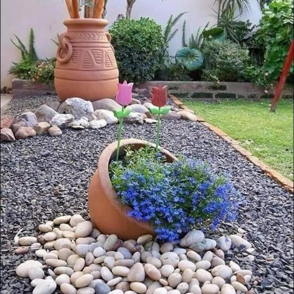 Expert residential landscaping with custom design in Tallahassee, FL by Octopus Hands