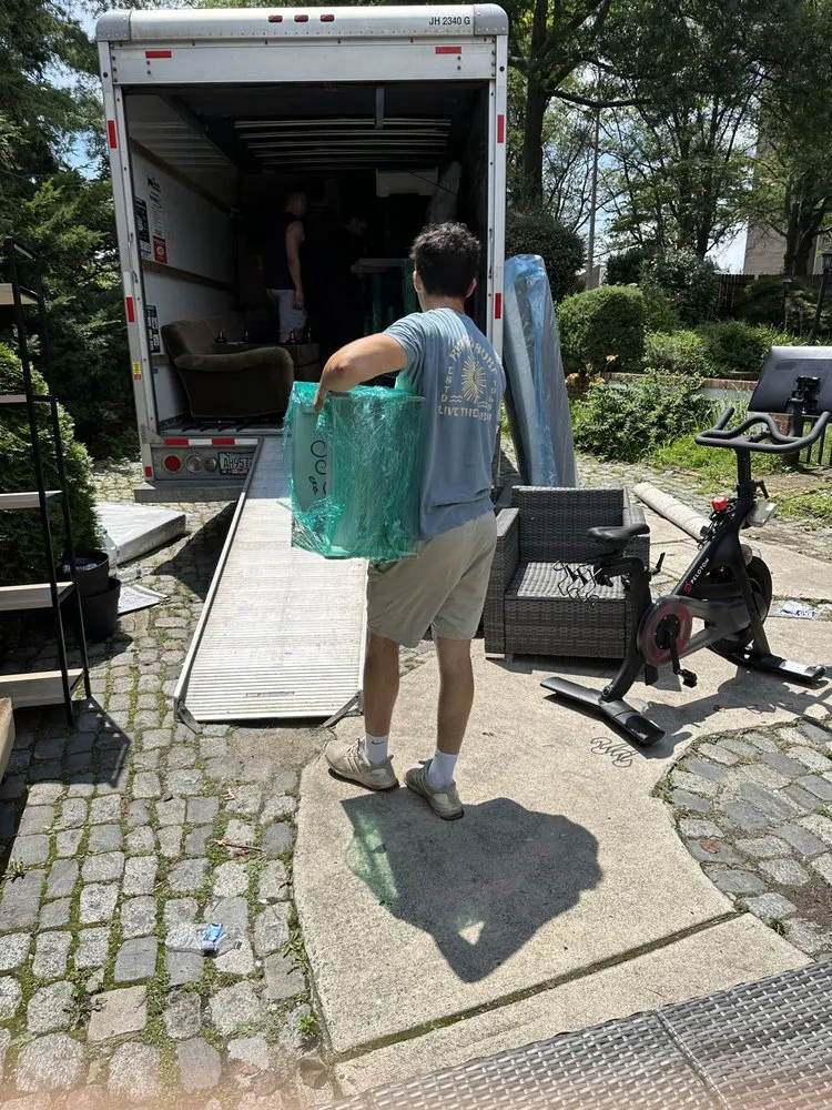 Custom landscape design in Wilmington, DE - Odd Job Genie