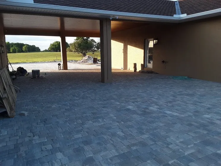 Professional yard maintenance in Edgewater, FL - Odds & Ends Unlimited