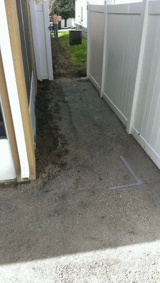 Local yard cleanup service in Edgewater, FL - Odds & Ends Unlimited