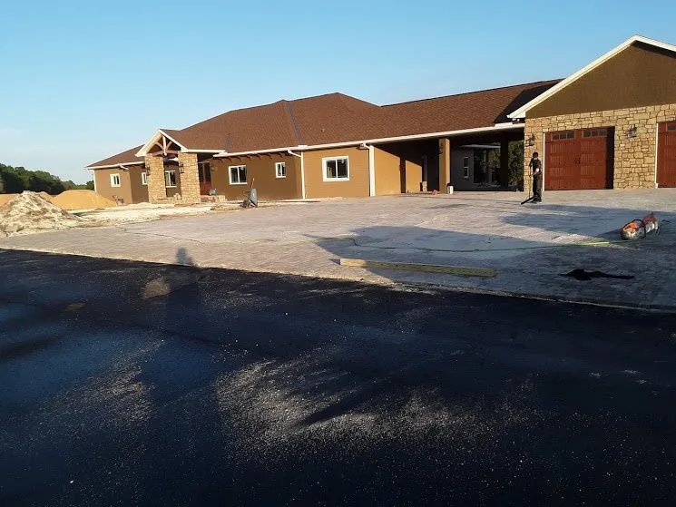 Expert landscape installation for beautiful yards in Edgewater, FL by Odds & Ends Unlimited