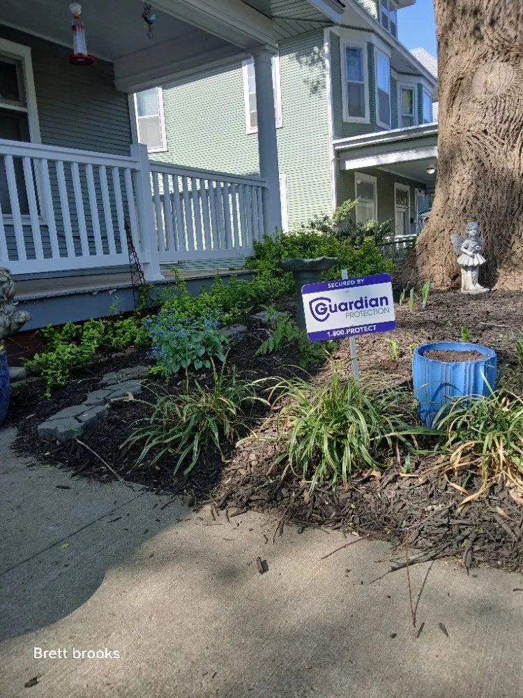 Affordable yard maintenance in Saint Joseph, MO by Odds and Ends