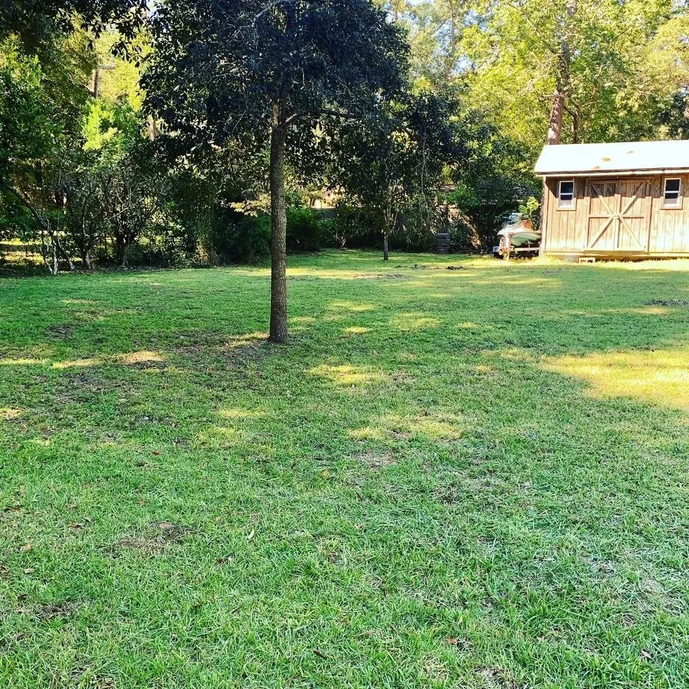 Top-rated garden landscaping in Charleston, SC by O'Dell & Son Lawn and Landscaping Services