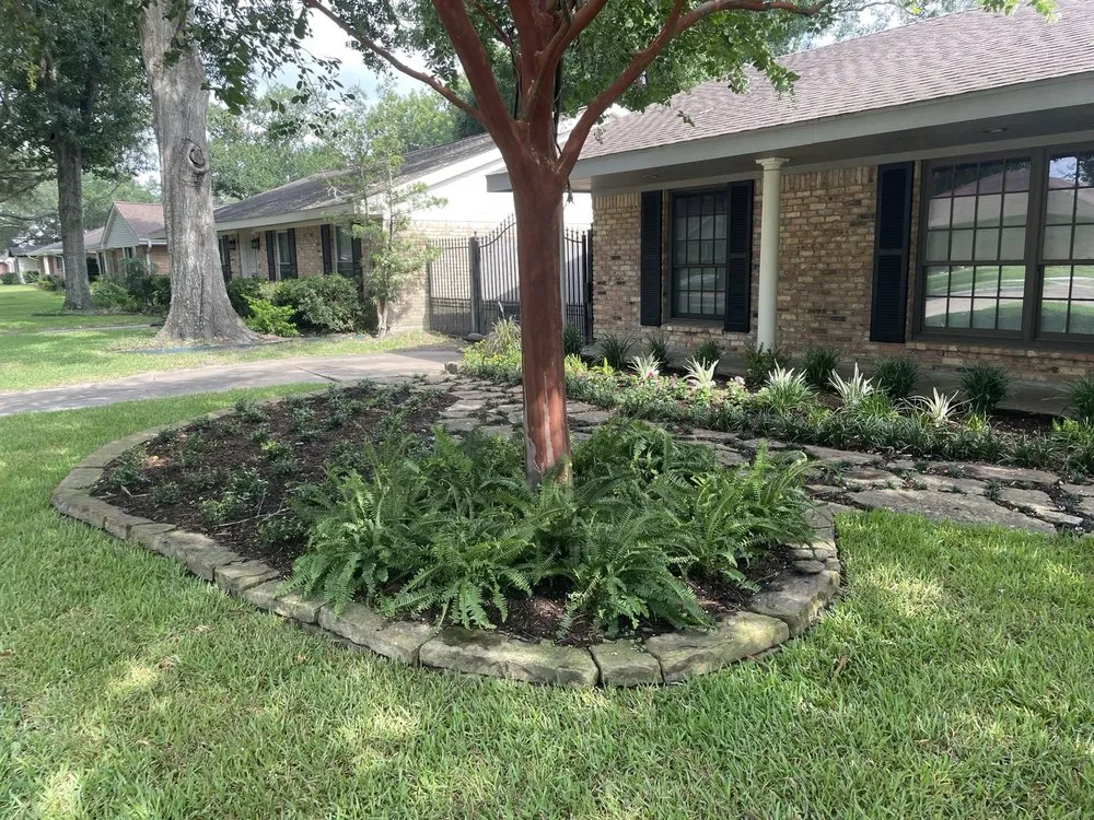 Custom garden landscaping in Houston, TX - O'Dell's Landscaping