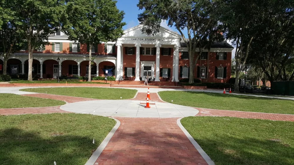 Local yard cleanup service for homes across Deland, FL - O'Donnell Landscaping