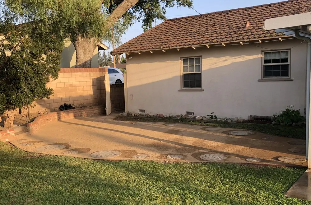 Reliable outdoor landscaping for year-round maintenance in Glendora, CA by OE Landscape