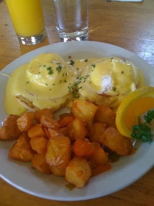 Local lawn care service with custom design across Joliet, IL - O&F Landscape