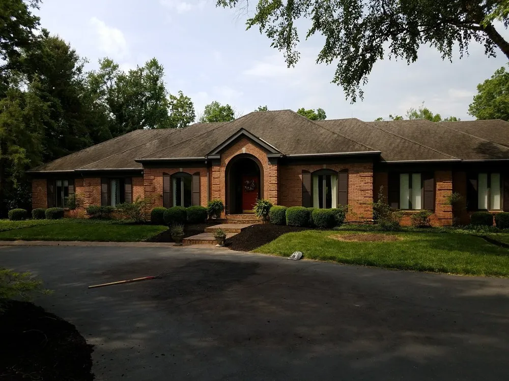 Reliable yard maintenance in Louisville, KY - Off Duty Lawn Care