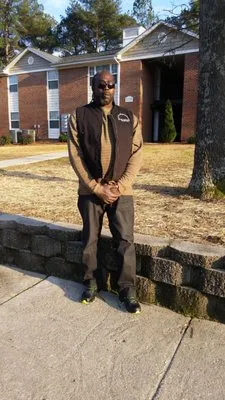 Off The Ground Detail Logo