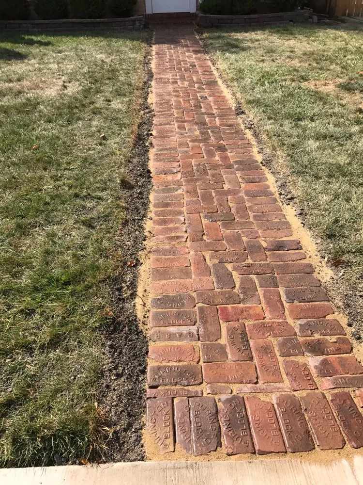 Top-rated outdoor landscaping in Glendale Heights, IL by Official Landscaping