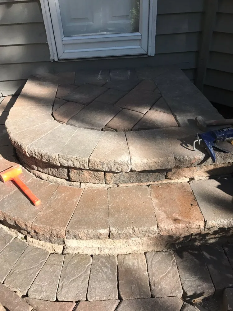 Reliable lawn mowing service for residential properties across Glendale Heights, IL - Official Landscaping