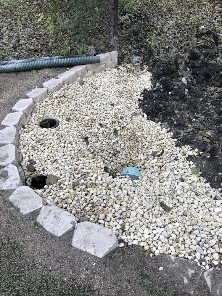 Trusted landscaping services for residential properties in Glendale Heights, IL by Official Landscaping