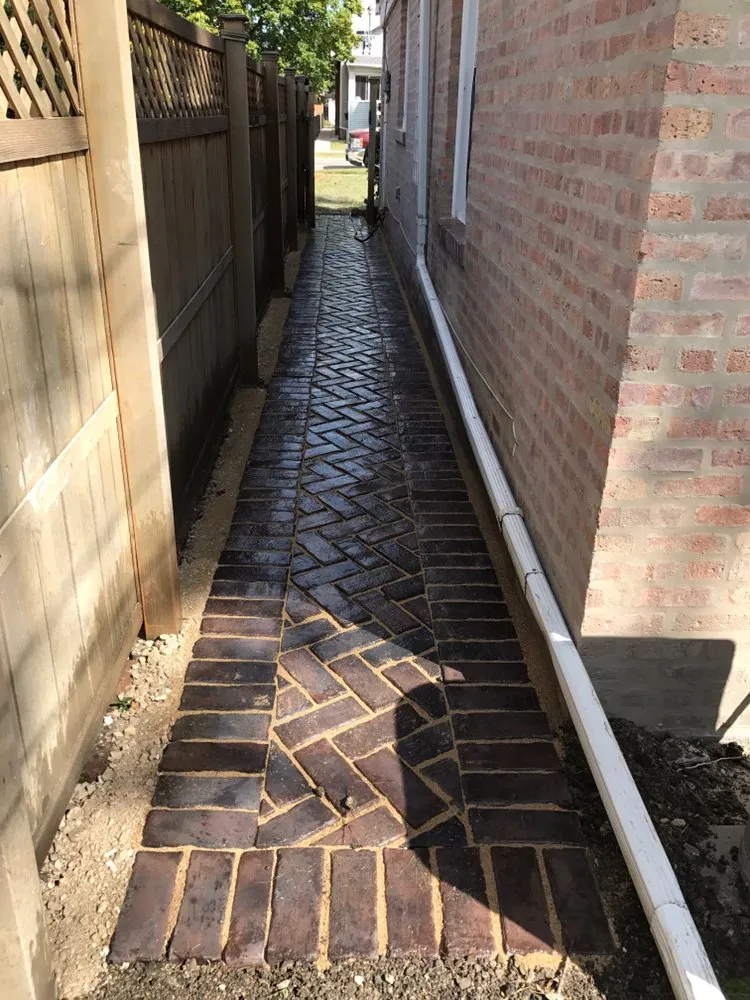 Affordable yard cleanup service for year-round maintenance across Glendale Heights, IL - Official Landscaping