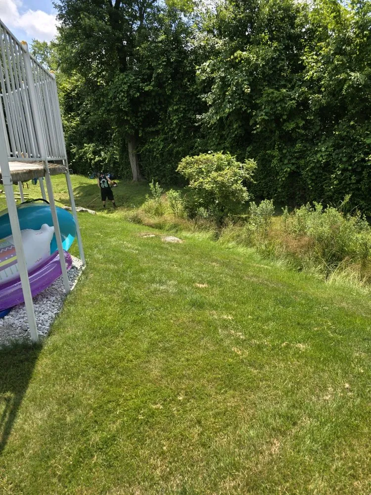 Custom garden landscaping in Derry, NH by Offline Landscsape