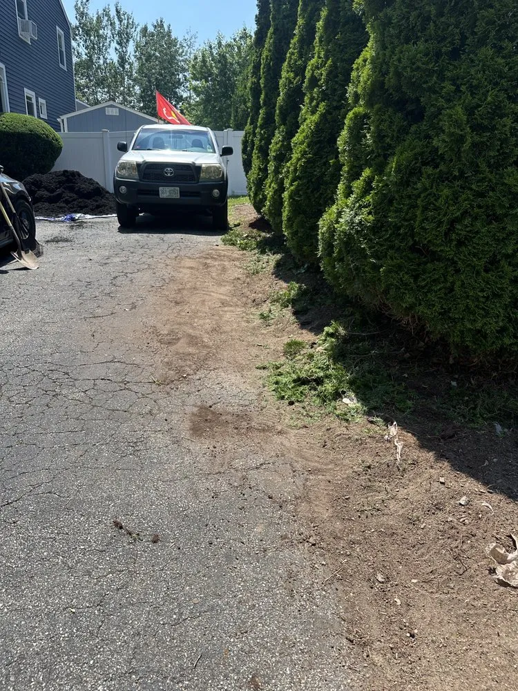 Expert landscape installation in Derry, NH by Offline Landscsape