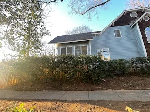 Affordable lawn care service experts serving Charlotte, NC - OG Lawn Care