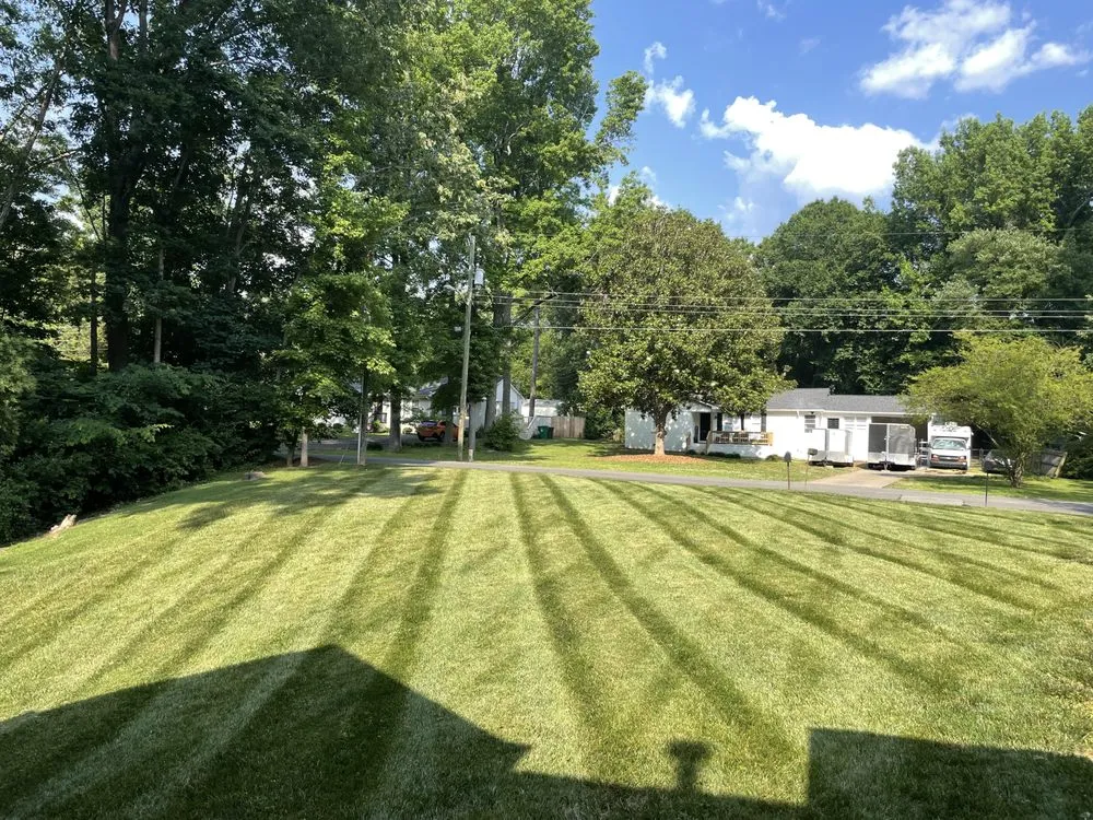 Expert lawn care service experts serving Charlotte, NC - OG Lawn Care