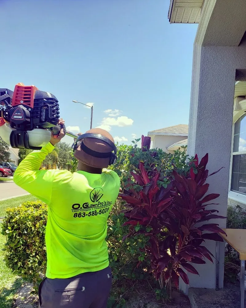 Trusted garden landscaping experts serving Lake Hamilton, FL - OG Lawn Pros